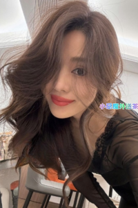 彩妝店老闆娘 平時假掰今晚超愛被你操